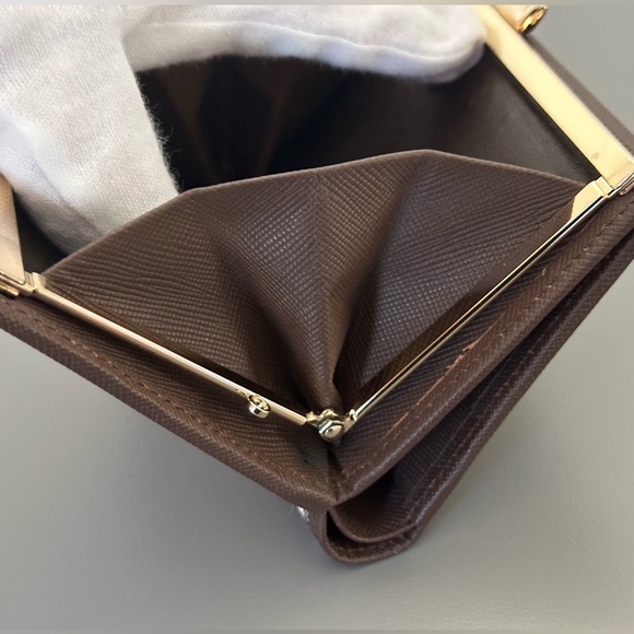 Burberrys Novacheck Compact Kisslock Wallet - Picture 7 of 15